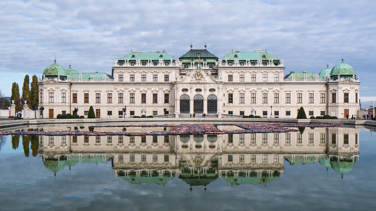 Karlskirche Baroque church in Vienna