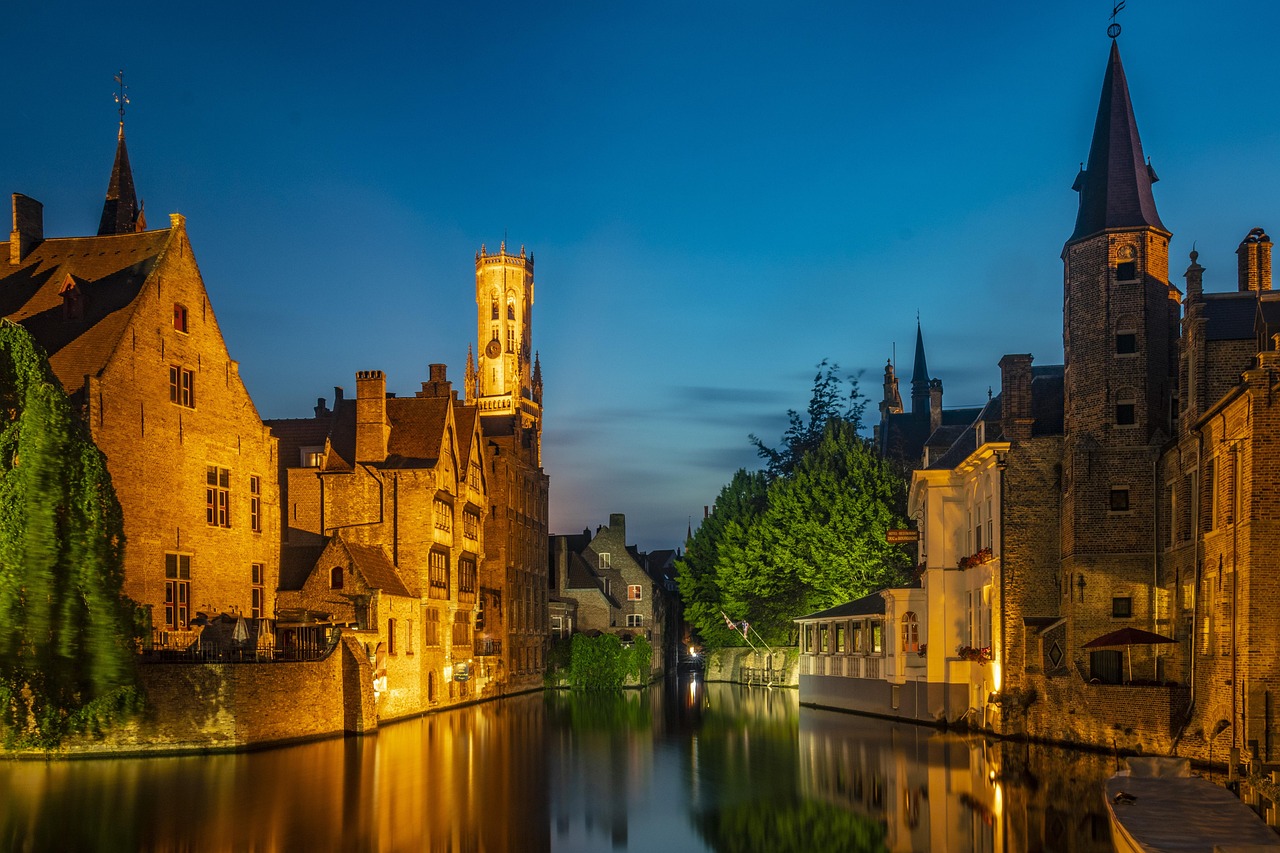Night view of Bruges canals