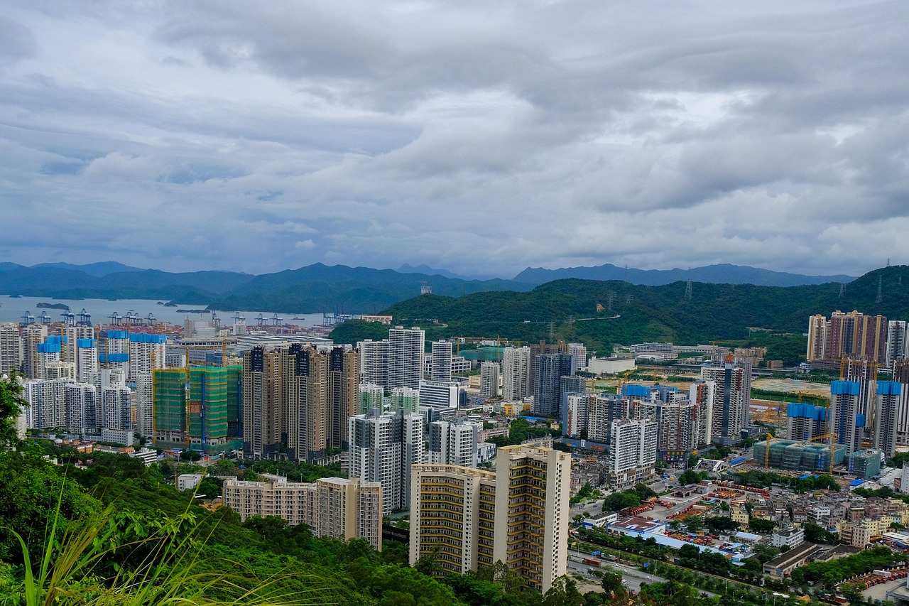 Wutong Mountain Shenzhen hiking trail