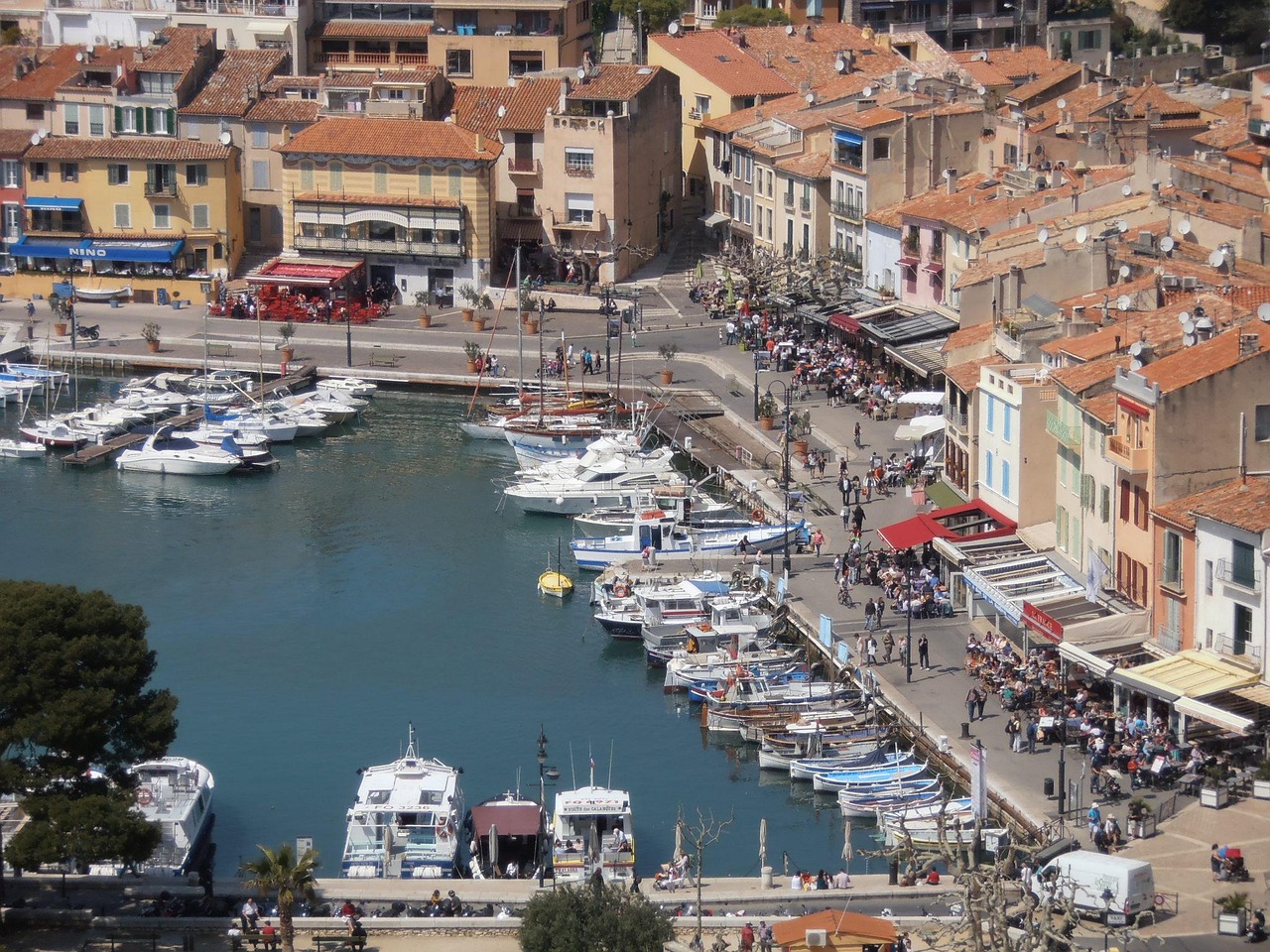 Cassis
