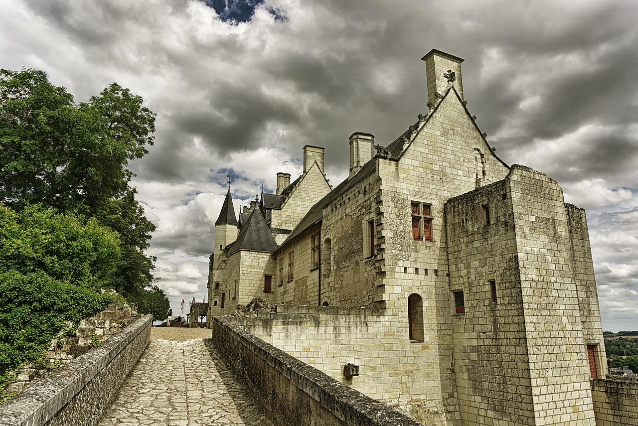 Chinon