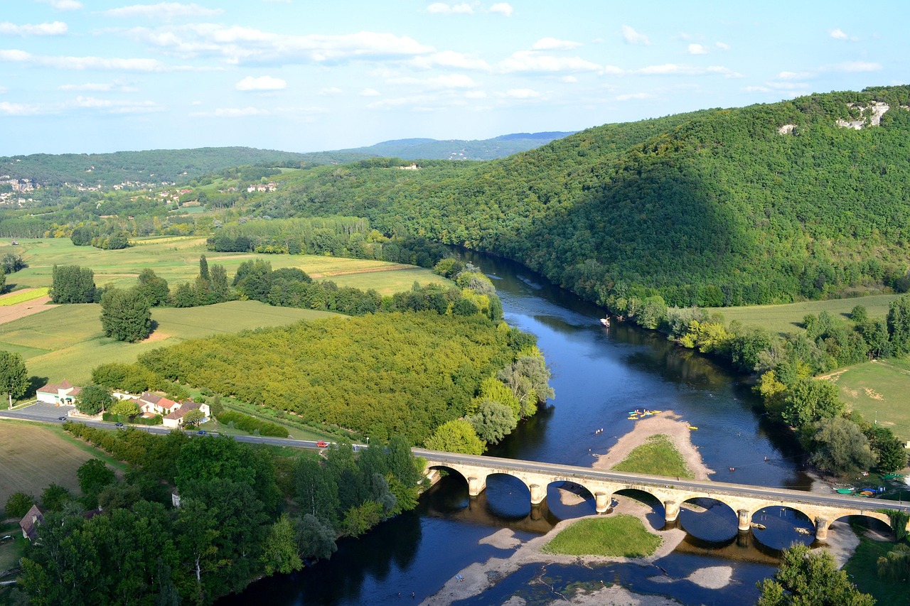 Dordogne River Valley with castles and villages