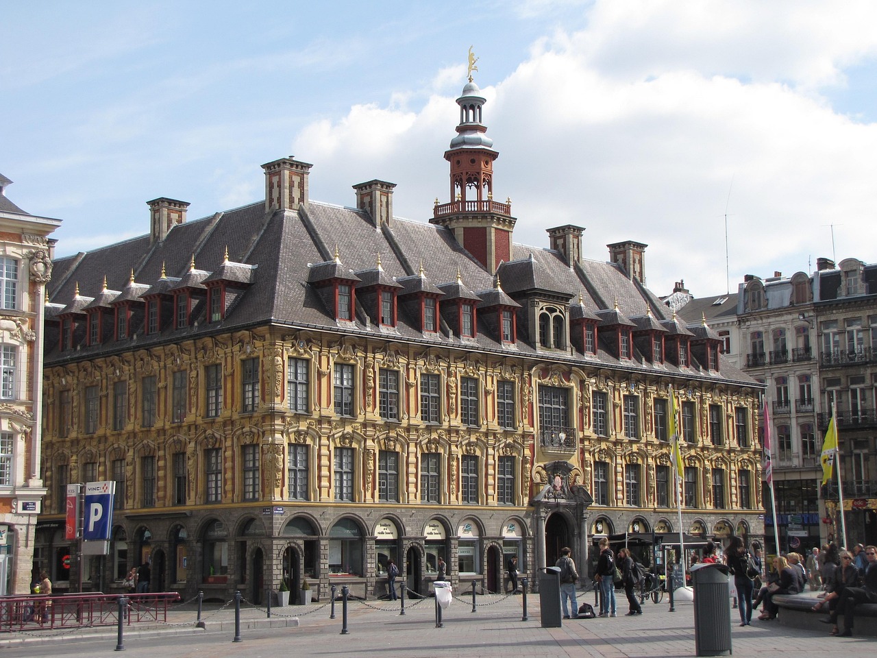Lille Grand Place main square