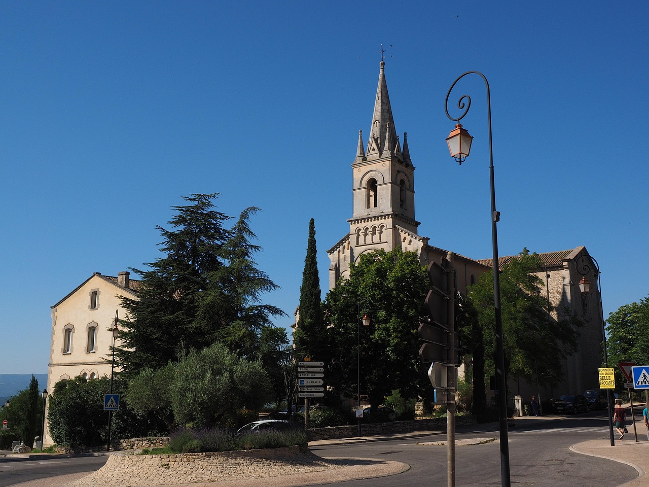 Bonnieux village and valley view