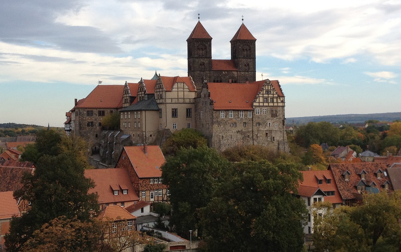 Quedlinburg Altstadt half-timbered houses and cobbled streets