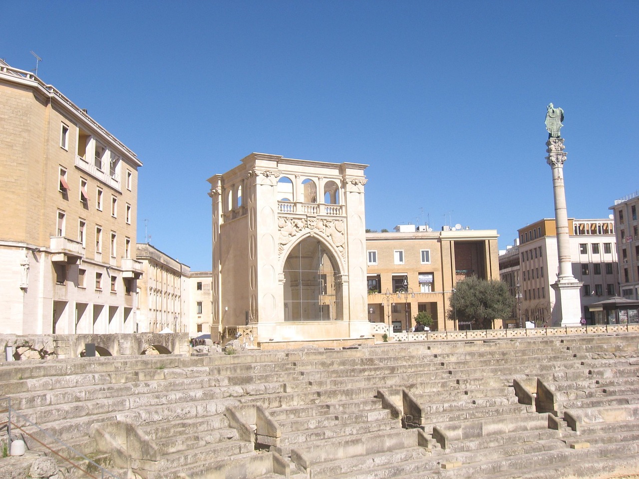 Piazza Sant'Oronzo in Lecce