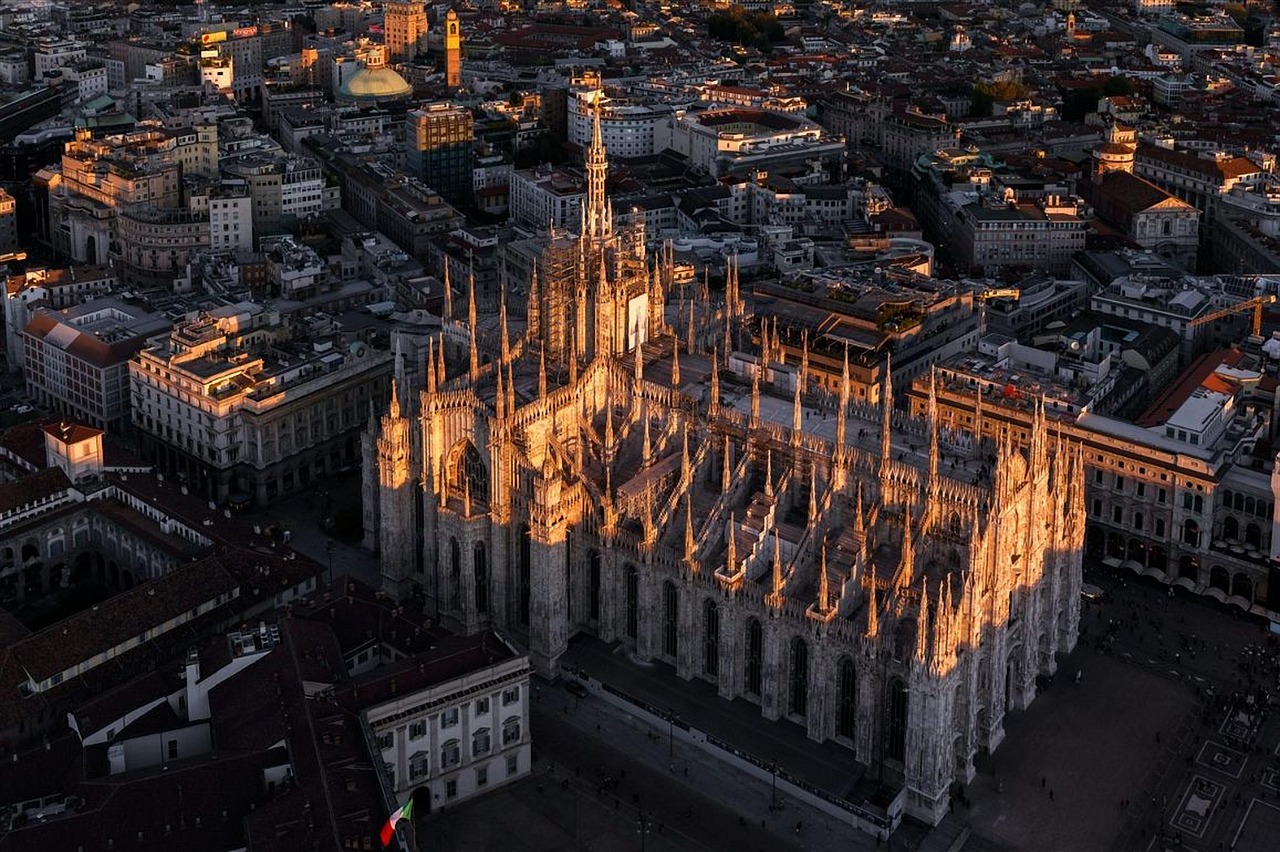 Duomo di Milano cathedral and rooftop