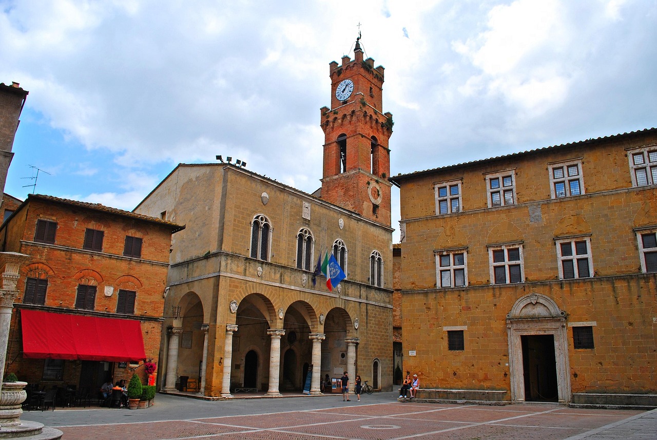 Piazza Pio II in Pienza