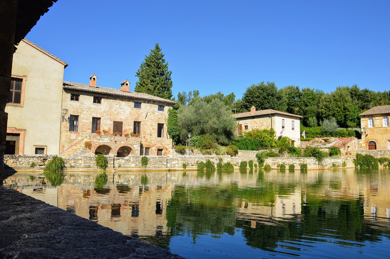 Bagno Vignoni hot springs, Val d'Orcia