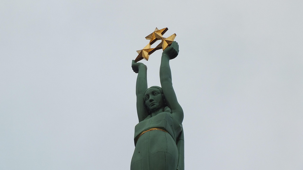 Freedom Monument in Riga with surrounding park