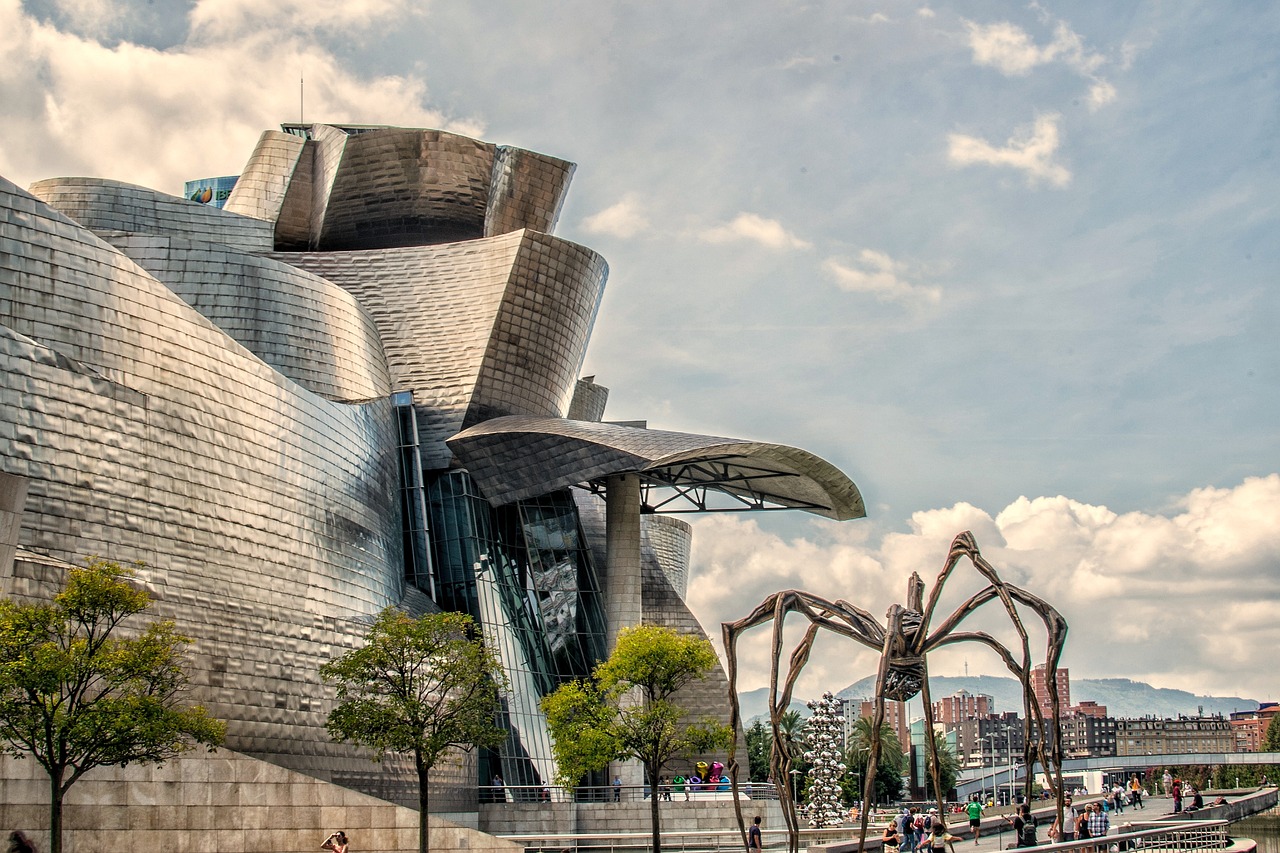 Guggenheim Museum Bilbao titanium architecture