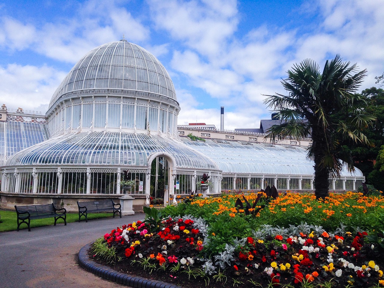 Botanic Gardens and Palm House in Belfast