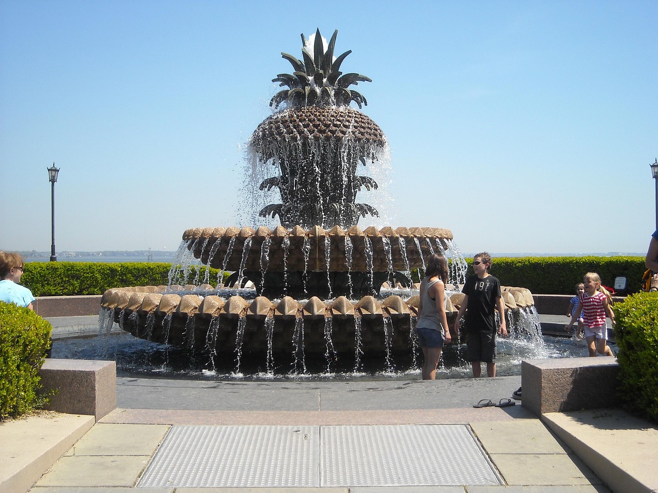 Pineapple Fountain in Charleston, USA