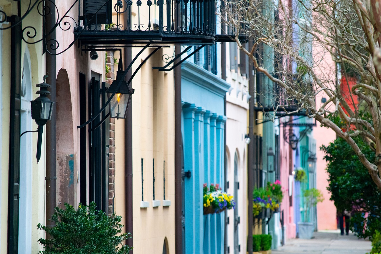 Rainbow Row in Charleston, USA