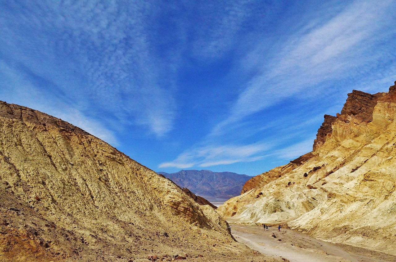 Death Valley National Park Golden Canyon hiking trail