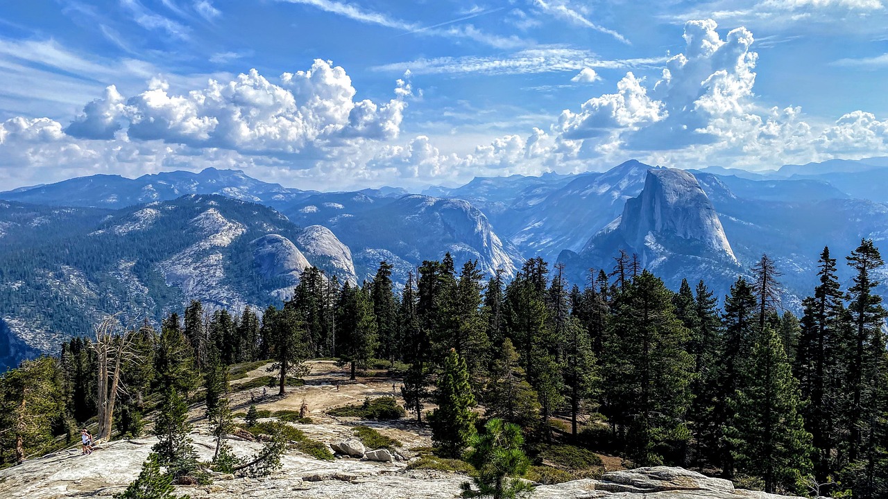 View from Sentinel Dome over Yosemite