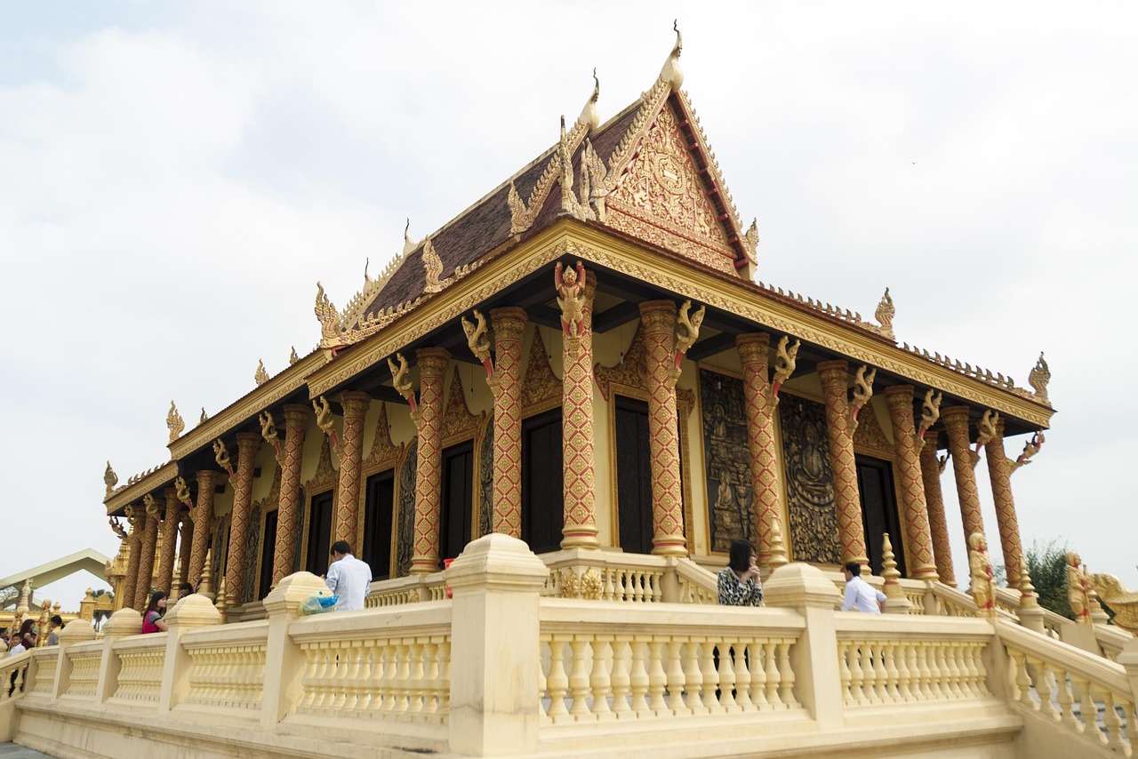 Cultural experiences in Hanoi temples